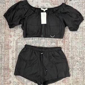 2 PIECE SET W CARGO DETAIL